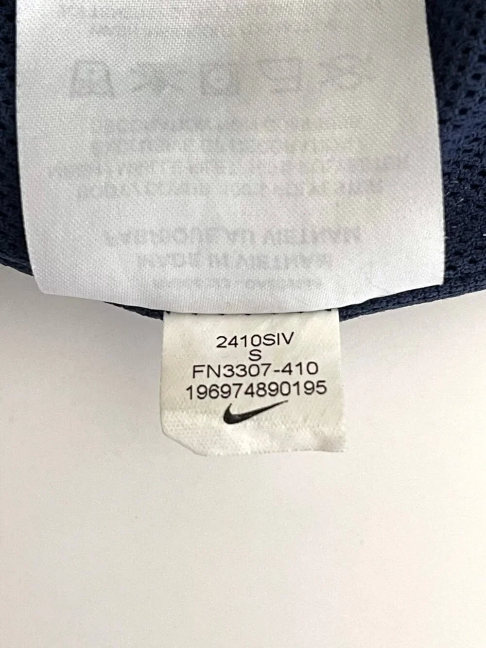 Nike Navy Mesh Lined Swim Trunks Shorts Size Small